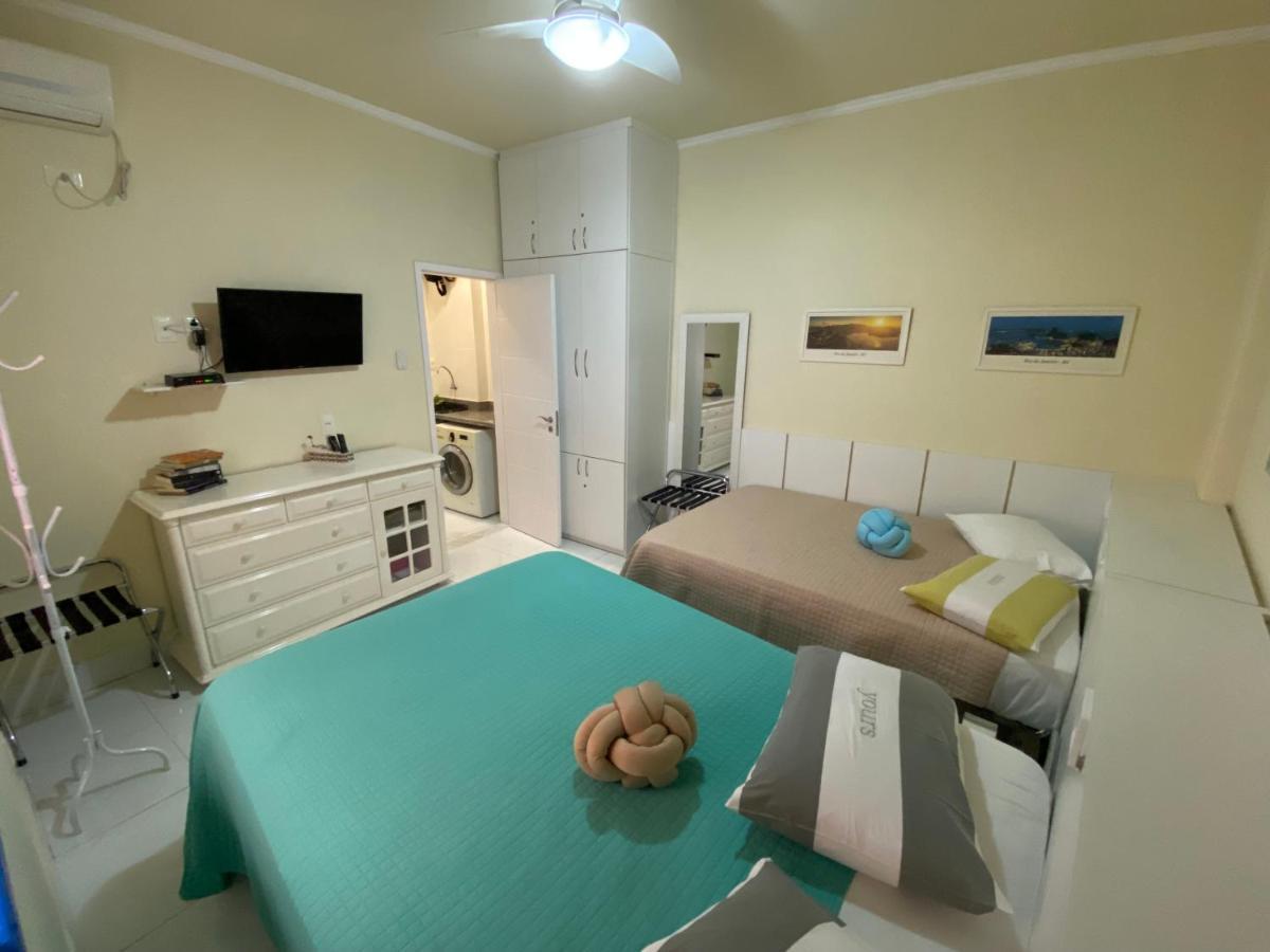 Copa Beach Home - Copacabana Posto 4 Quadra Da Praia Ріо-де-Жанейро Екстер'єр фото