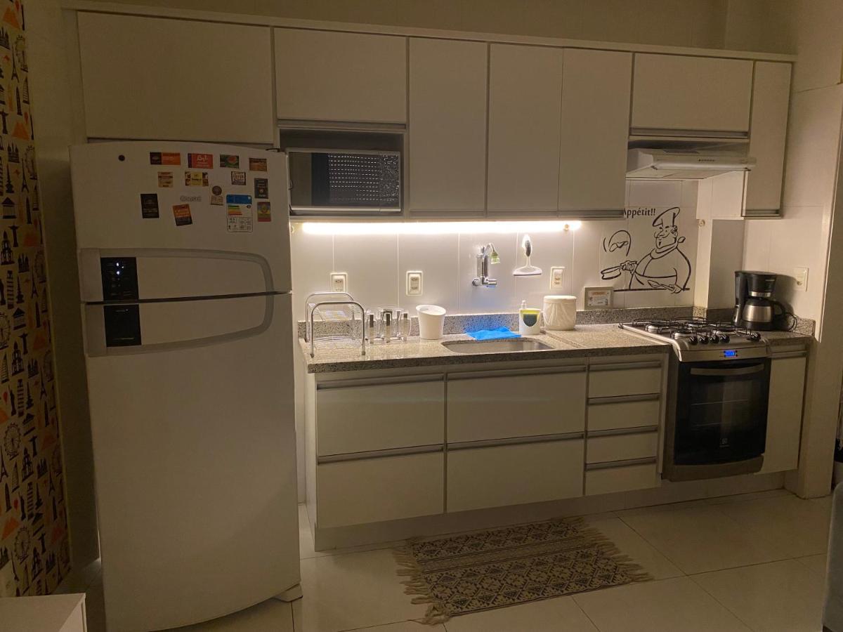 Copa Beach Home - Copacabana Posto 4 Quadra Da Praia Ріо-де-Жанейро Екстер'єр фото