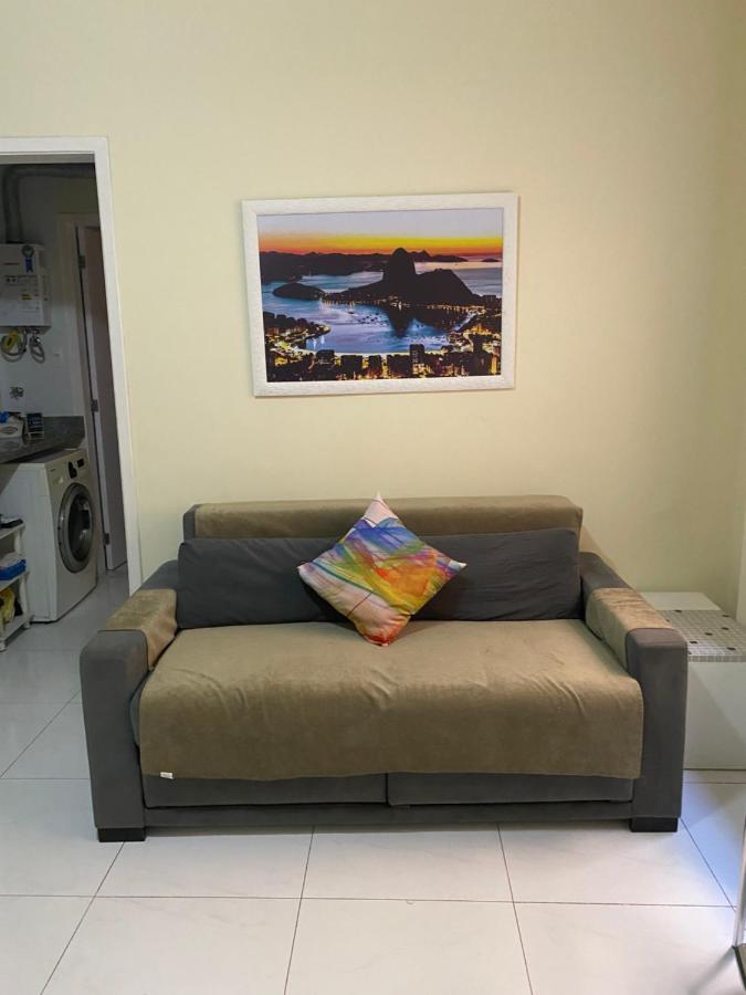 Copa Beach Home - Copacabana Posto 4 Quadra Da Praia Ріо-де-Жанейро Екстер'єр фото