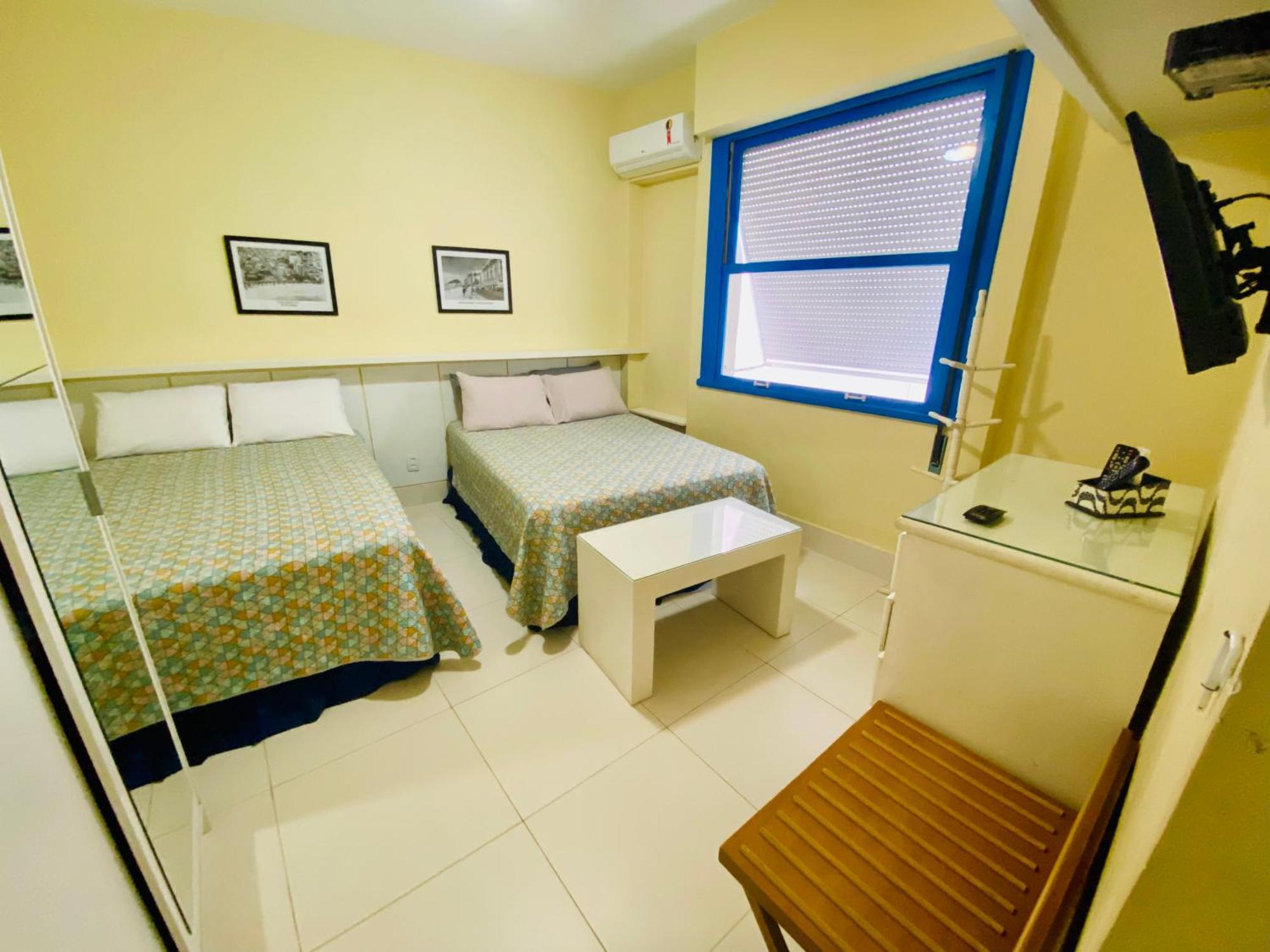 Copa Beach Home - Copacabana Posto 4 Quadra Da Praia Ріо-де-Жанейро Екстер'єр фото