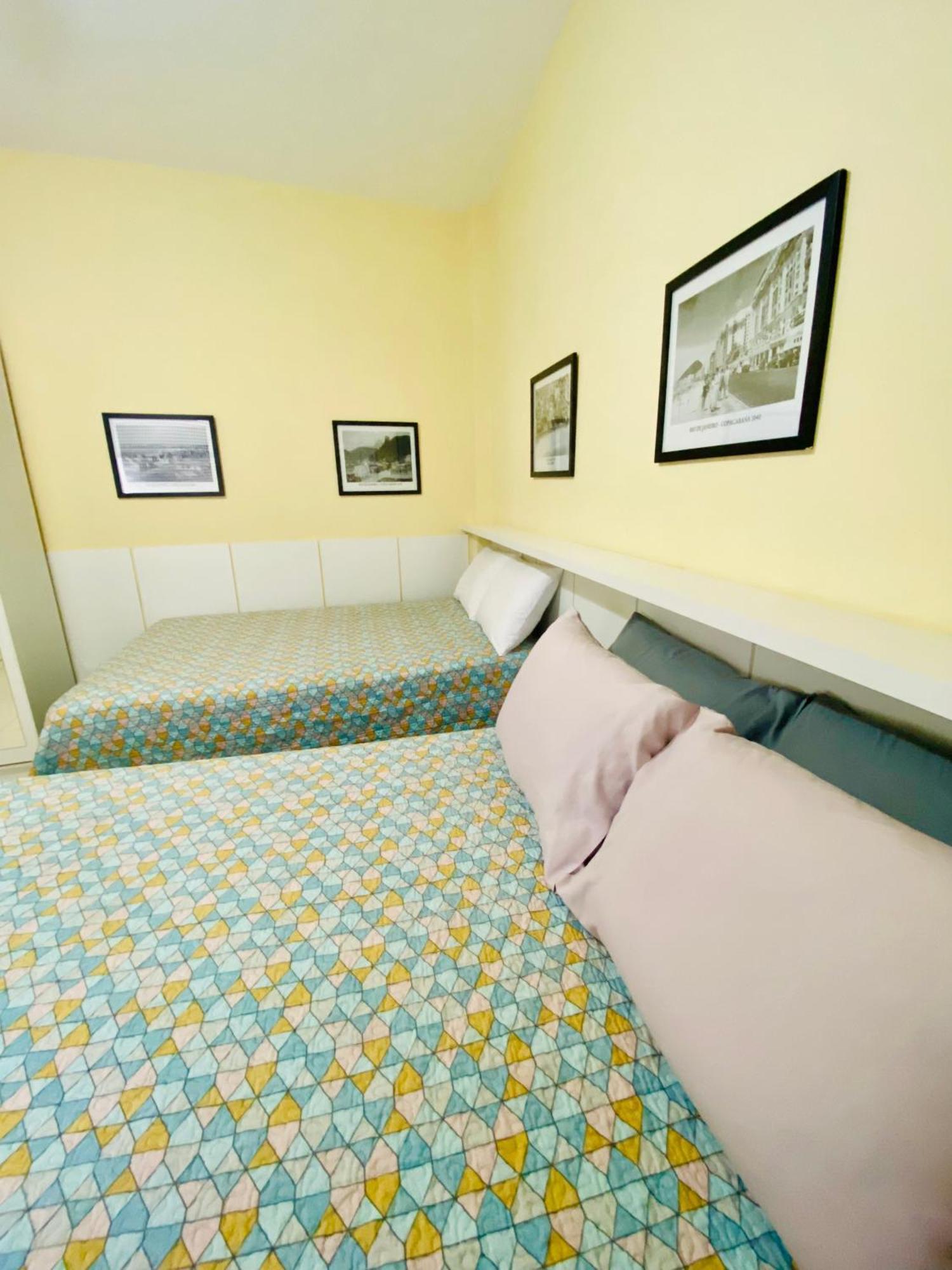 Copa Beach Home - Copacabana Posto 4 Quadra Da Praia Ріо-де-Жанейро Екстер'єр фото
